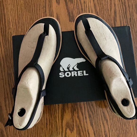 New in Box Sorel Bailee T Strap Sandal - Picture 1 of 5